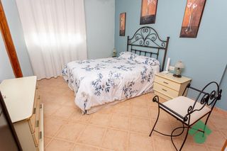 Doppelhaus in San García. Casa en venta en algeciras