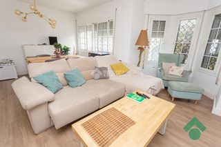 Casa aparellada a San García. Casa en venta en algeciras