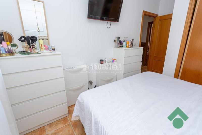 Foto 6a81a24f-38a5-4577-bf15-cea825ebb405. Casa aparellada a San García Algeciras