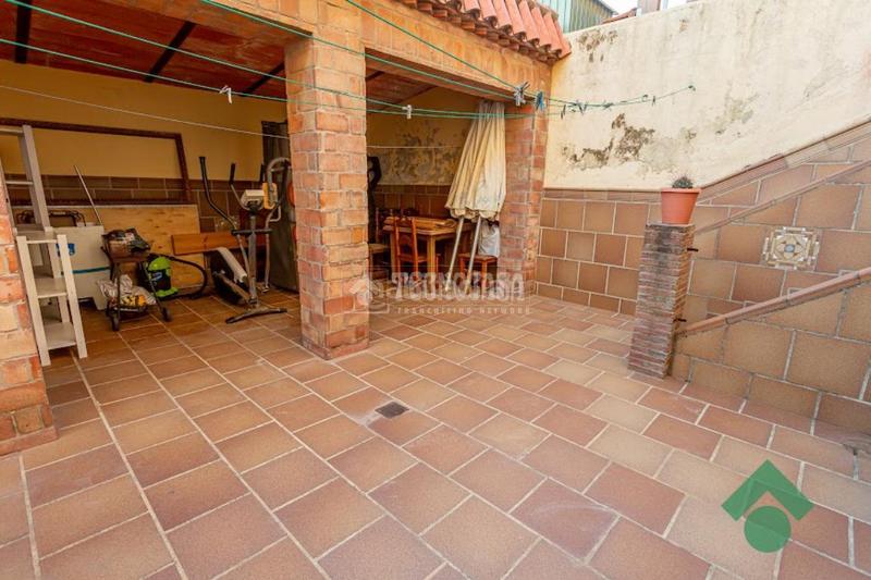 Foto ec880341-37a6-4938-b0ca-08b8b599e337. Casa aparellada a San García Algeciras