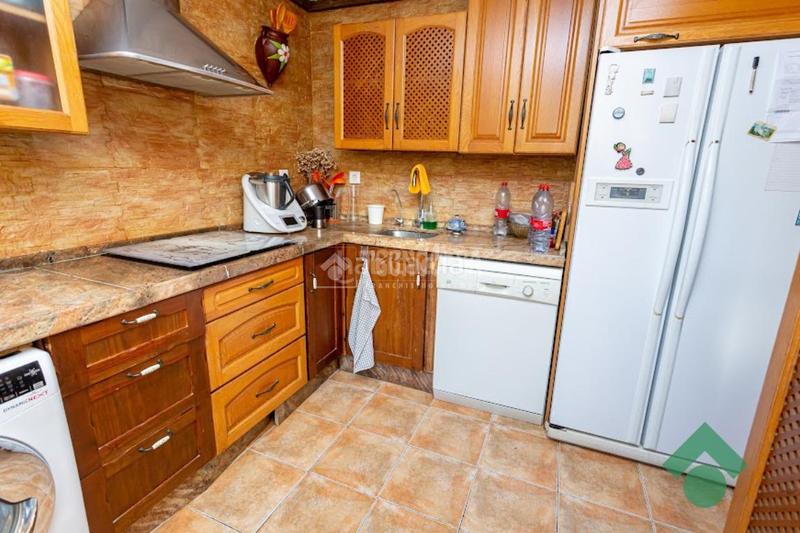 Foto fc1a46a1-e8bc-463e-83c1-11d4caf3cb2d. Casa aparellada a San García Algeciras