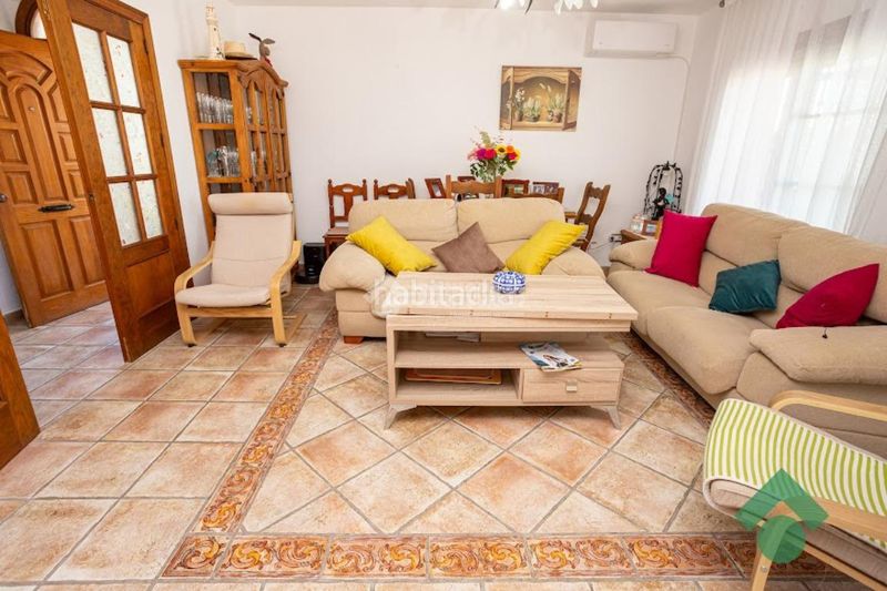 Foto a99634fa-8f9c-4b0e-9ba8-946b46630877. Casa amb calefacció aparcament piscina a San García Algeciras