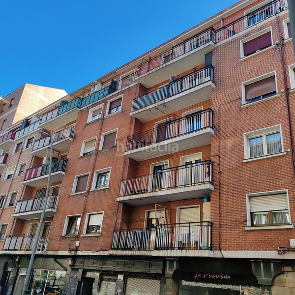 Foto ee57ad69-0339-49f2-bf3b-ee4717886168. Pis amb calefacció a Centro Barakaldo
