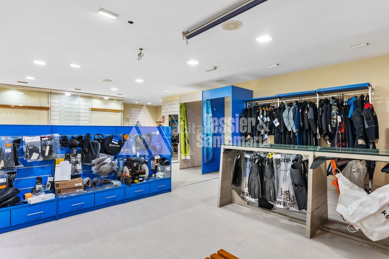 Foto c65d8961-3c0f-4647-8b46-d78c55426108. Alquiler local comercial  en alquiler en el Centro en Avilés
