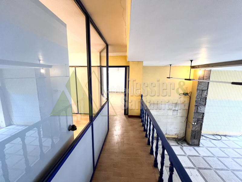 Foto ce66551c-2922-439c-b1d4-903040f58101. Local comercial a Centro Gijón