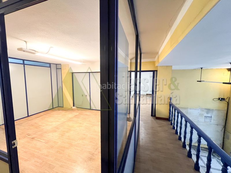 Foto e71c4a2b-8ddc-4f88-bc1a-109b5dea4aaf. Local comercial a Centro Gijón