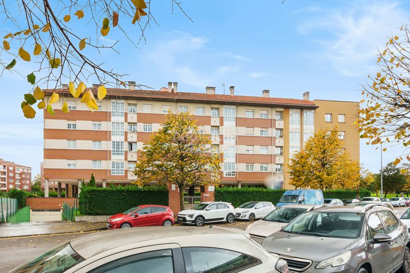 Foto 8951821d-b761-40e2-ace9-ed03ef10b0e8. Pis amb calefacció aparcament a Montevil Gijón