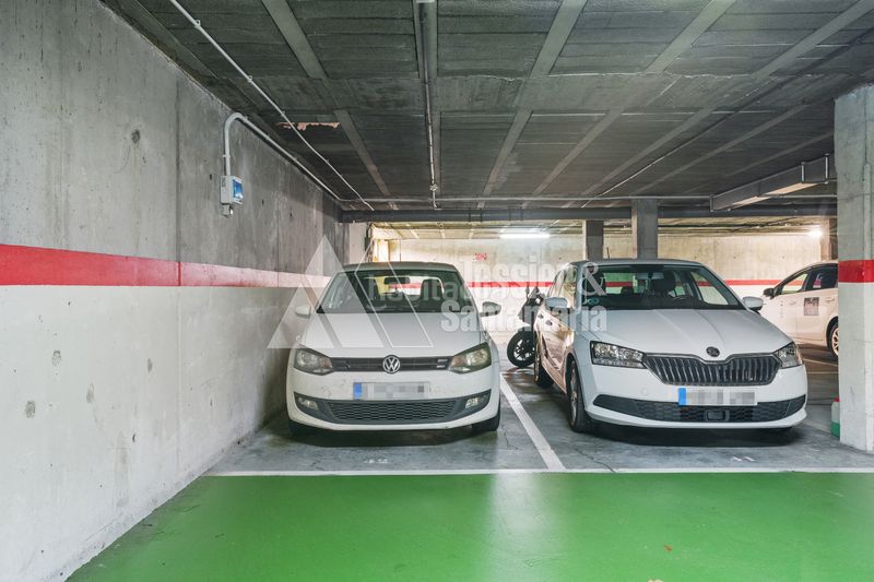 Foto b31e4204-0cf7-4db3-9d5a-3256345a825c. Pis amb calefacció aparcament a Montevil Gijón