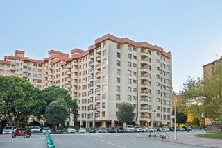 Flat  Avenida de torcuato fernández miranda. Exclusivo piso con terraza junto al estadio del molinón