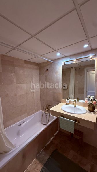Foto a6b83a45-974f-452c-a1a5-81ab424ef4e3. Pis amb aparcament piscina a Los Naranjos Marbella