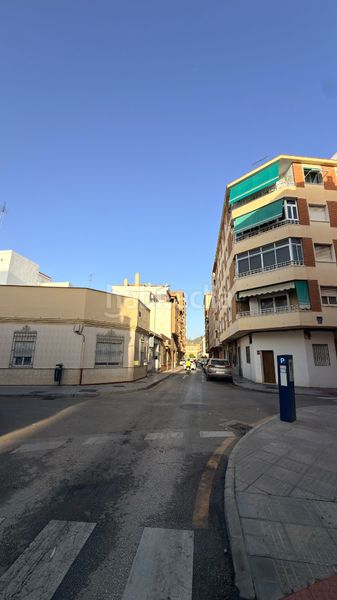 Foto d1c88dc6-3fe8-4500-b01a-6fc45fcdbb4e. Pis a La Trinidad Málaga