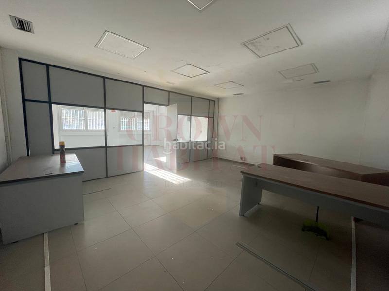 Foto 83ddda66-241c-427a-a81d-643f837bb0ae. Affitto capannone industriale in calle moraleja de enmedio 10 in Móstoles