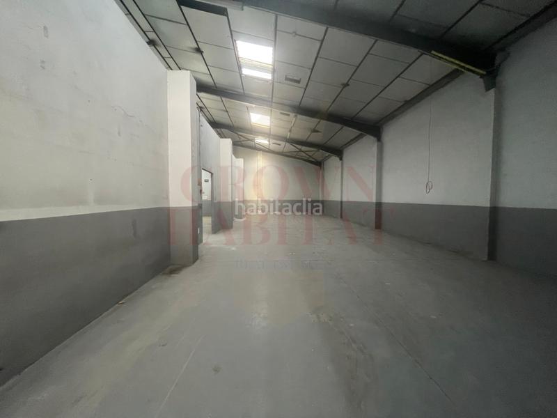 Foto 24162520-9db8-43c1-bf79-6ad5ceea4c73. Miete fabrikhalle in calle moraleja de enmedio 10 in Móstoles