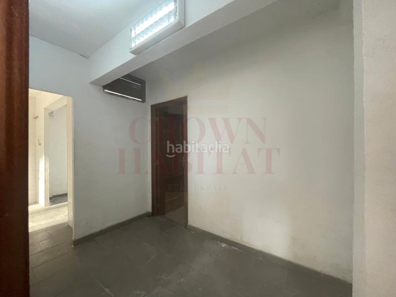 Foto a1bc1103-48fc-48b7-99e4-298fc4303c24. Miete fabrikhalle in calle moraleja de enmedio 10 in Móstoles