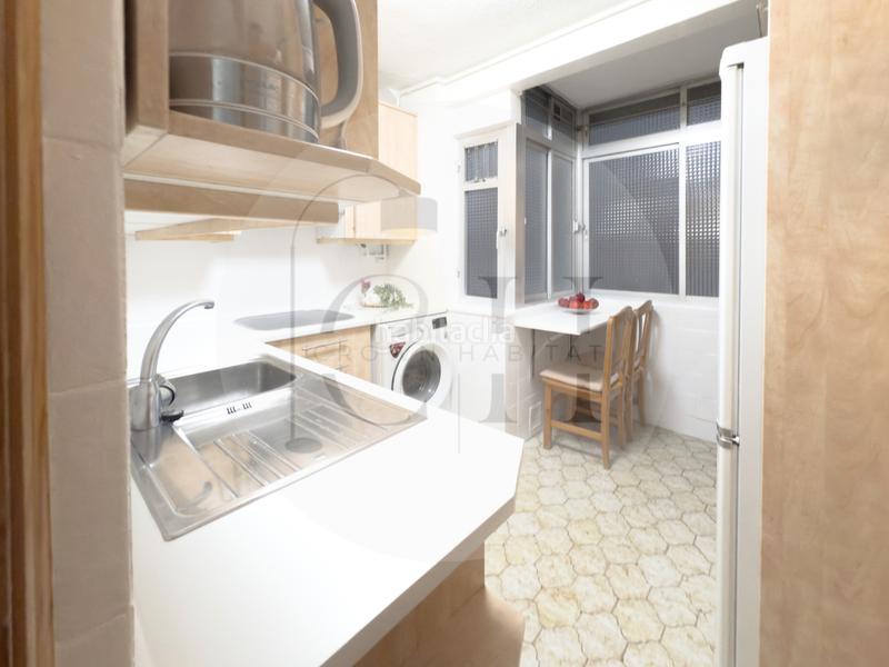 Foto dc97b708-3523-4bd0-9078-ca30a244a061. Affitto appartamento con riscaldamento in Comillas Madrid