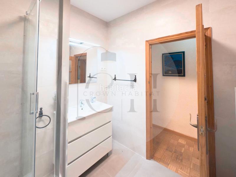 Foto f5072667-f14a-43b8-b749-8009c73a265e. Affitto appartamento con riscaldamento in Comillas Madrid