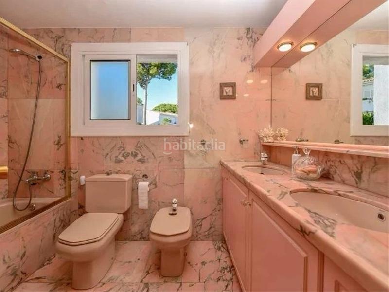 Foto b898192f-f07b-4ab1-b6a5-ad1592b43b98. Maison jumelée avec chauffage parking piscine dans S´Agaró