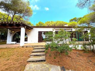 Chalet  Avinguda torre valentina. Chalet en calonge