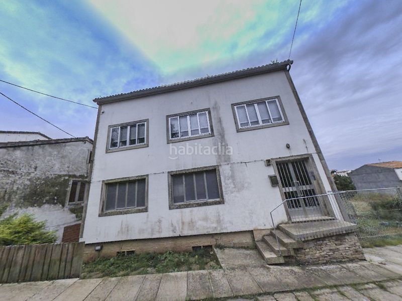 Foto 0875090d-0711-490e-b3ef-528fa51ec173. Edificio en calzada de sar 42 se vende edificio en Santiago de Compostela