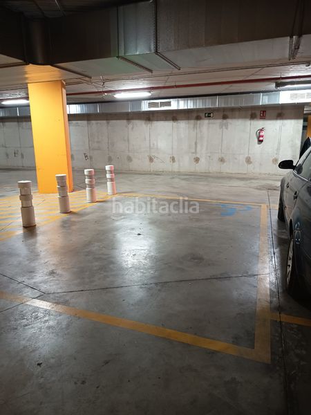 Foto 270b0e60-6b54-4848-ba2b-6b4e449afd8f. Posto auto in Parque María Luisa -Giralda Sur Sevilla