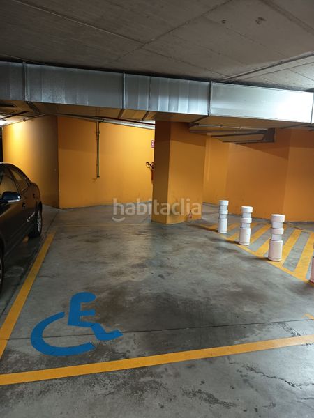 Foto 7882eb02-79e4-4a23-98c0-5669e15cd5a0. Posto auto in Parque María Luisa -Giralda Sur Sevilla