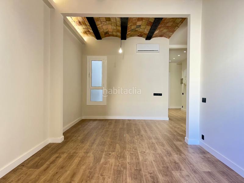 Foto a8eb3675-f4fb-4623-b5cd-3ca46003218b. Flat with heating in Sagrada Família Barcelona