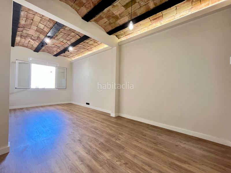 Foto b1e03e79-b21b-4efb-8088-fb9005a123fb. Flat with heating in Sagrada Família Barcelona