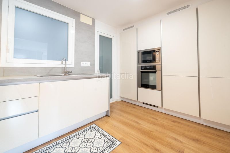 Foto a49416ec-90f8-4bf4-9741-e4d9ded56e98. Pis amb calefacció aparcament a Foners Palma de Mallorca