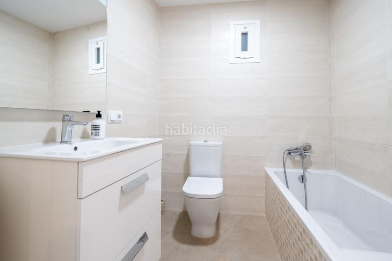 Foto f0e26dca-97be-44ba-a18d-e511adb2fe31. Pis amb calefacció aparcament a Foners Palma de Mallorca