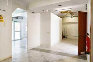 Building in Es Portixol-Es Molinar. Exclusivo edificio completo a 50 metros del mar en portixol