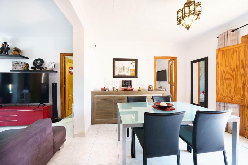 Foto fa8d9b76-73dd-4e4a-84eb-7ae10ef93132. Edificio exclusivo edificio con posibilidad de 3 viviendas a 50 metros del mar en portixol en Palma de Mallorca