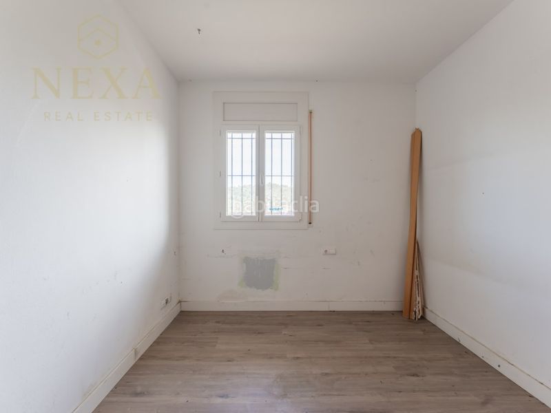 Foto fcaaa3f7-c6e7-42e8-9413-194d7e272f24. Casa amb aparcament a Segur de dalt Segur de Calafell