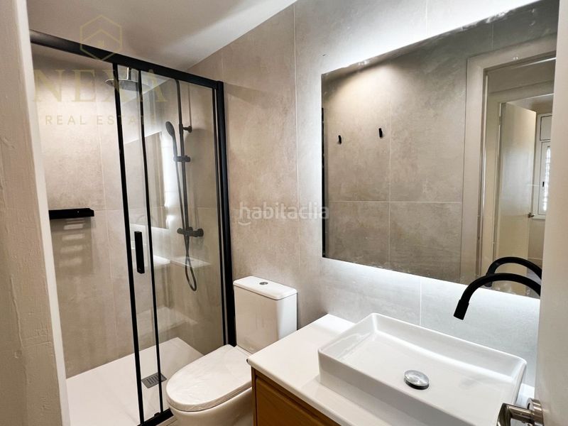 Foto 187b5ba3-1519-4ac8-911b-fd7085c4e1e1. Planta baixa a Centre-Barri Vell Girona