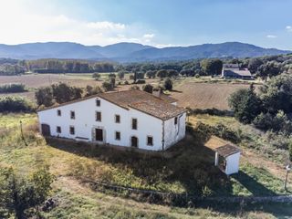 Casa  Poligono 13 paraje 44 can panell. Mas�a con gran potencial en tordera  proyecto residencial o tur�