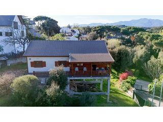 Casa  Calle pinetell (canada park). Casa con vistas al montseny y opci�n de segunda vivienda