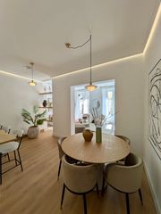 Flat  Carrera de san jerónimo. Piso en venta en sol