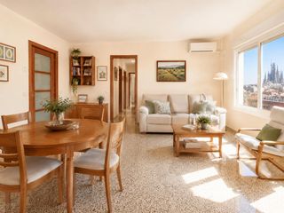 Apartament a Carrer INDUSTRIA