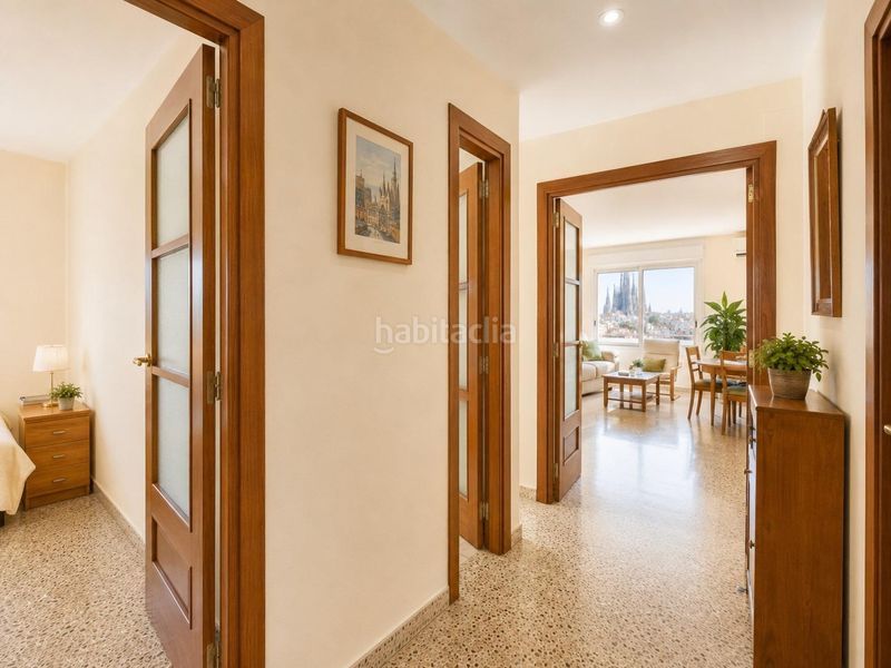 Foto d35f76d2-6544-48e8-95ca-12c172066b00. Apartamento luz, amplitud y vistas a la Sagrada Família en pleno eixample en Barcelona