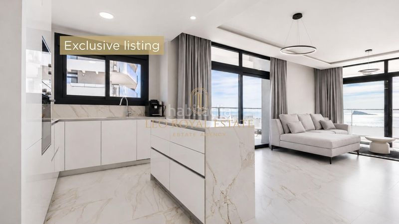 Foto be3dac13-4599-4925-b515-b08ccb2307bf. Apartament amb aparcament a Playa Poniente Benidorm