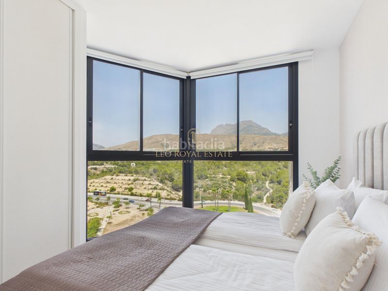 Foto 3796878d-a911-4a8b-81b2-e85547499135. Apartament amb aparcament piscina a Playa Poniente Benidorm