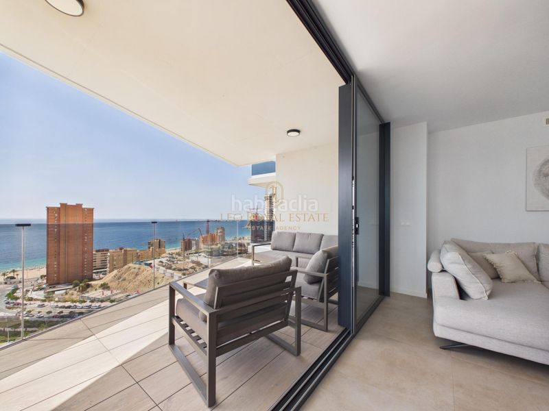 Foto 4ef63931-3735-485c-b552-7d685286c464. Apartament amb aparcament piscina a Playa Poniente Benidorm