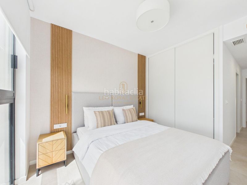 Foto ff595627-a581-4a3d-845a-8fe86507eb24. Apartament amb aparcament piscina a Playa Poniente Benidorm