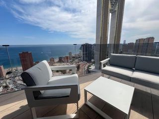 Affitto Piccolo appartamento in Playa Poniente. Apartamento en torre sakura  21ª planta  2 dormitorios  2 baños