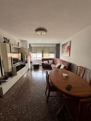 Pis  Avenida avenida pere iv. Piso en burriana