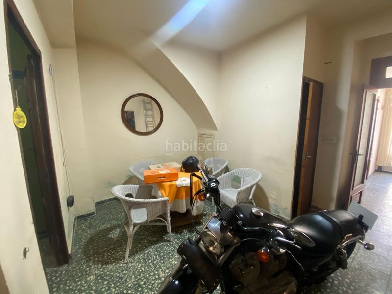 Foto d9b5d7b3-9ac0-4efc-8b6a-5e3df1432da3. Casa adossada a Llombai Burriana