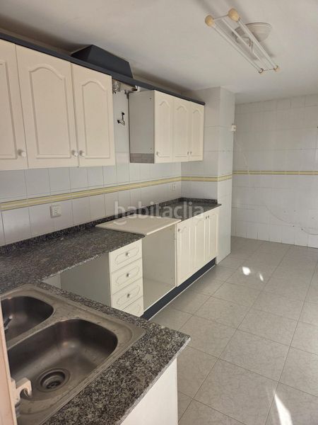 Foto 580d1518-01d0-40ab-8572-8aaf44d0c75e. Pis amb piscina a Casco Urbano Vinaròs