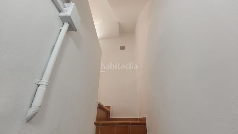 Foto da6a2b84-773a-4168-b554-a3a437cdf782. Casa adossada a Llombai Burriana