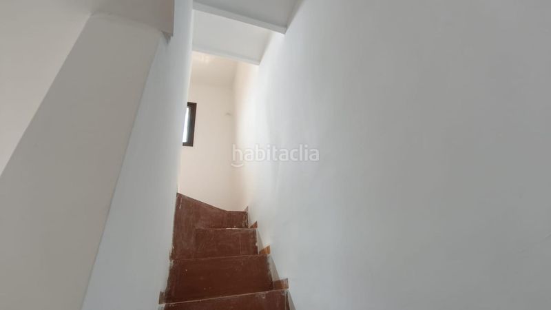Foto f654d391-d80d-4145-bd87-f76f71e9c313. Casa adossada a Llombai Burriana