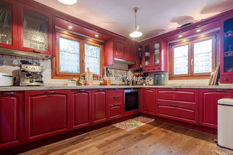 Foto 3762fd9f-f914-490e-98ce-45ca15eb2372. Haus mit heizung pool in Esporles