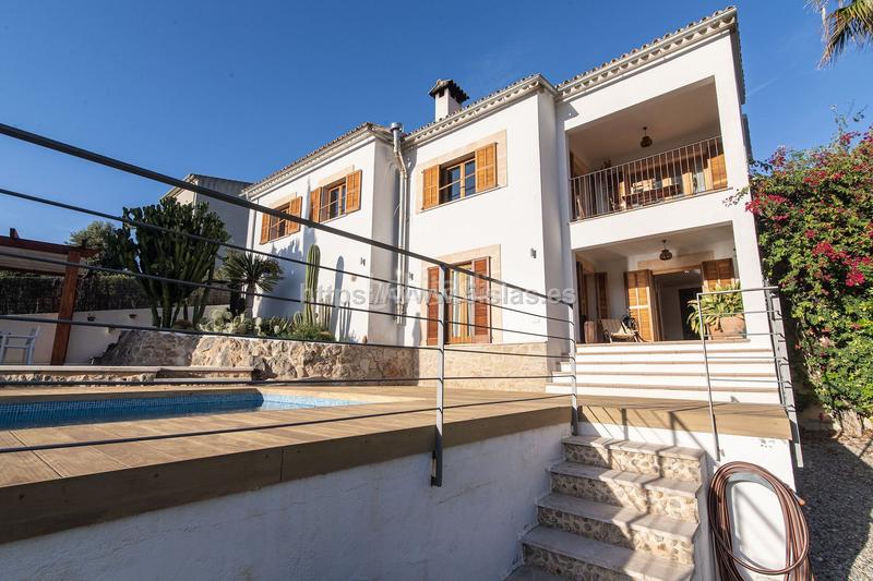 Foto e03c440b-03a2-4e65-92c7-c63b6f0255f4. Haus mit heizung pool in Esporles